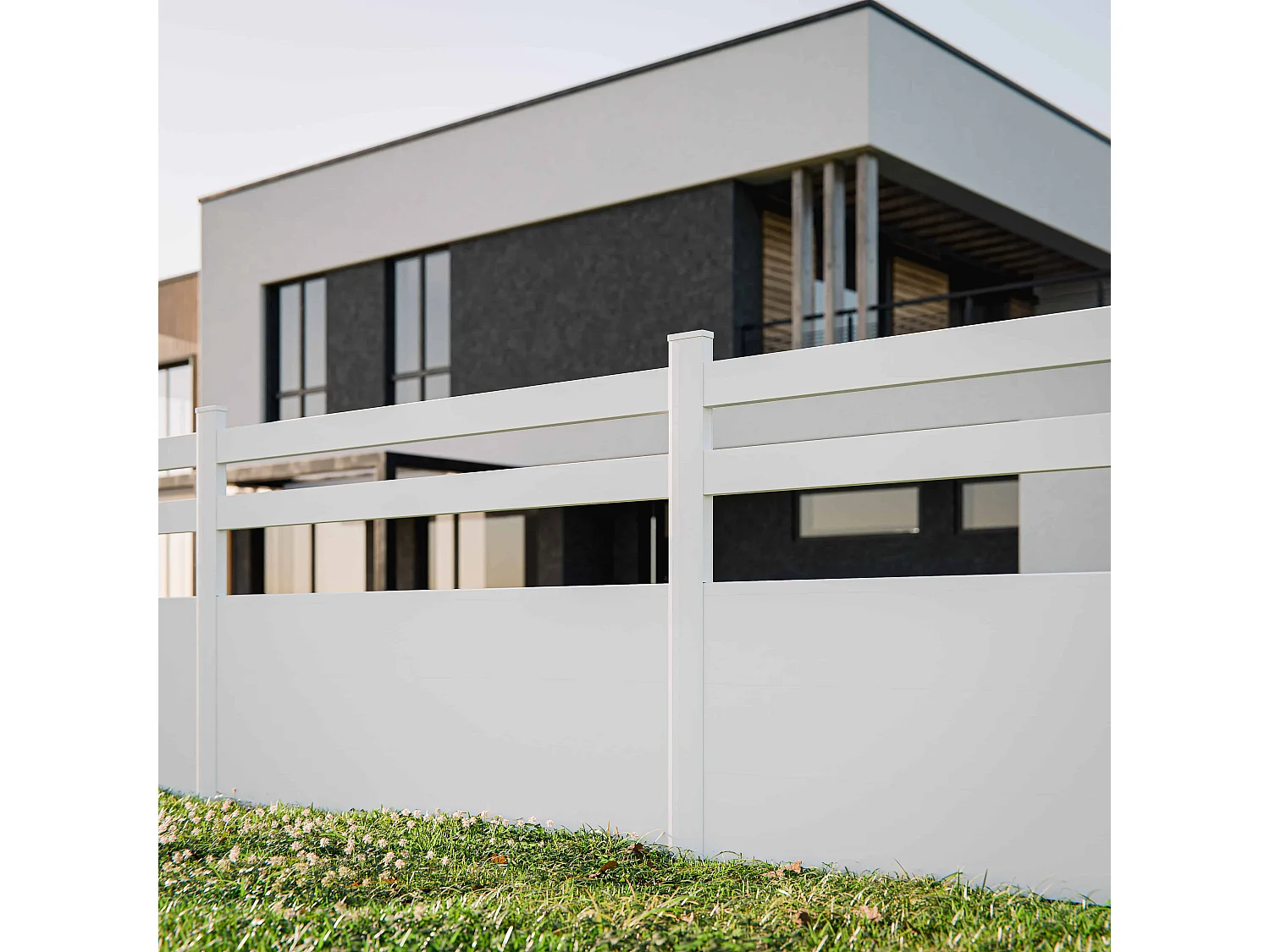 Kit Clôture SLIM PVC Blanc H. 120 cm x L. 11.10 m - 2 Lisses + 3 Soubassements