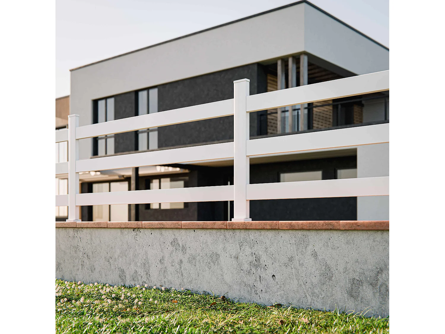 Kit Clôture SLIM PVC Blanc H. 90 cm x L. 5.60 m - 3 Lisses