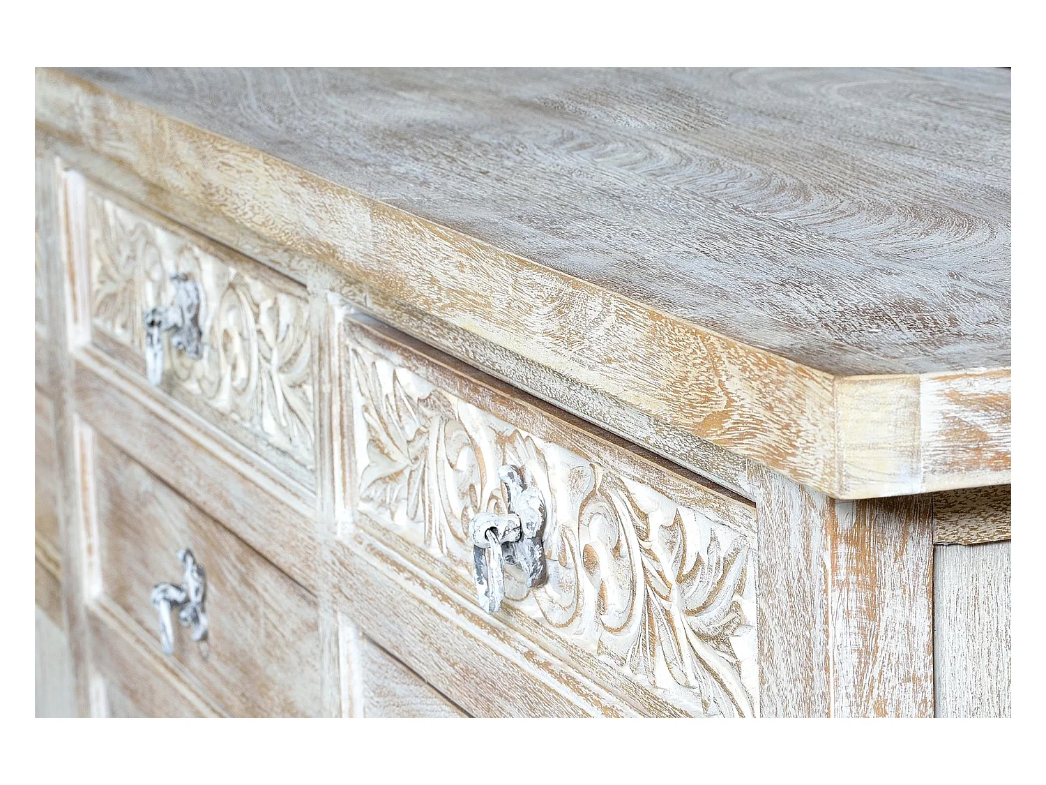 Buffet en manguier blanc vieilli