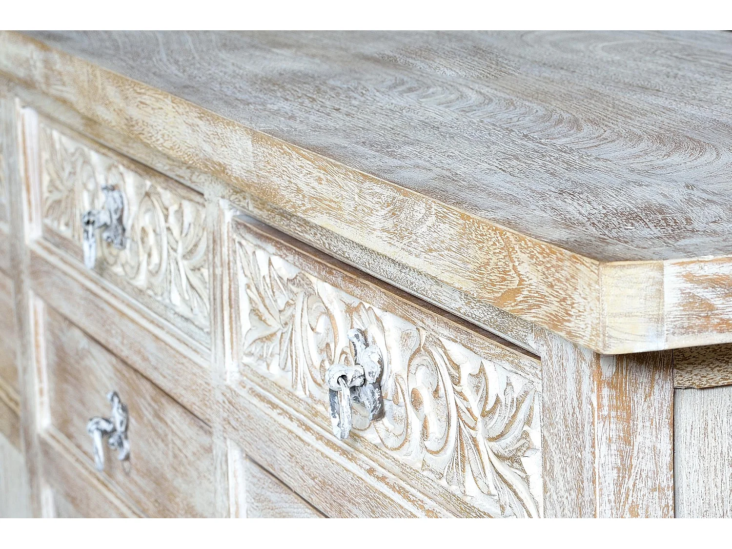 Buffet en manguier blanc vieilli