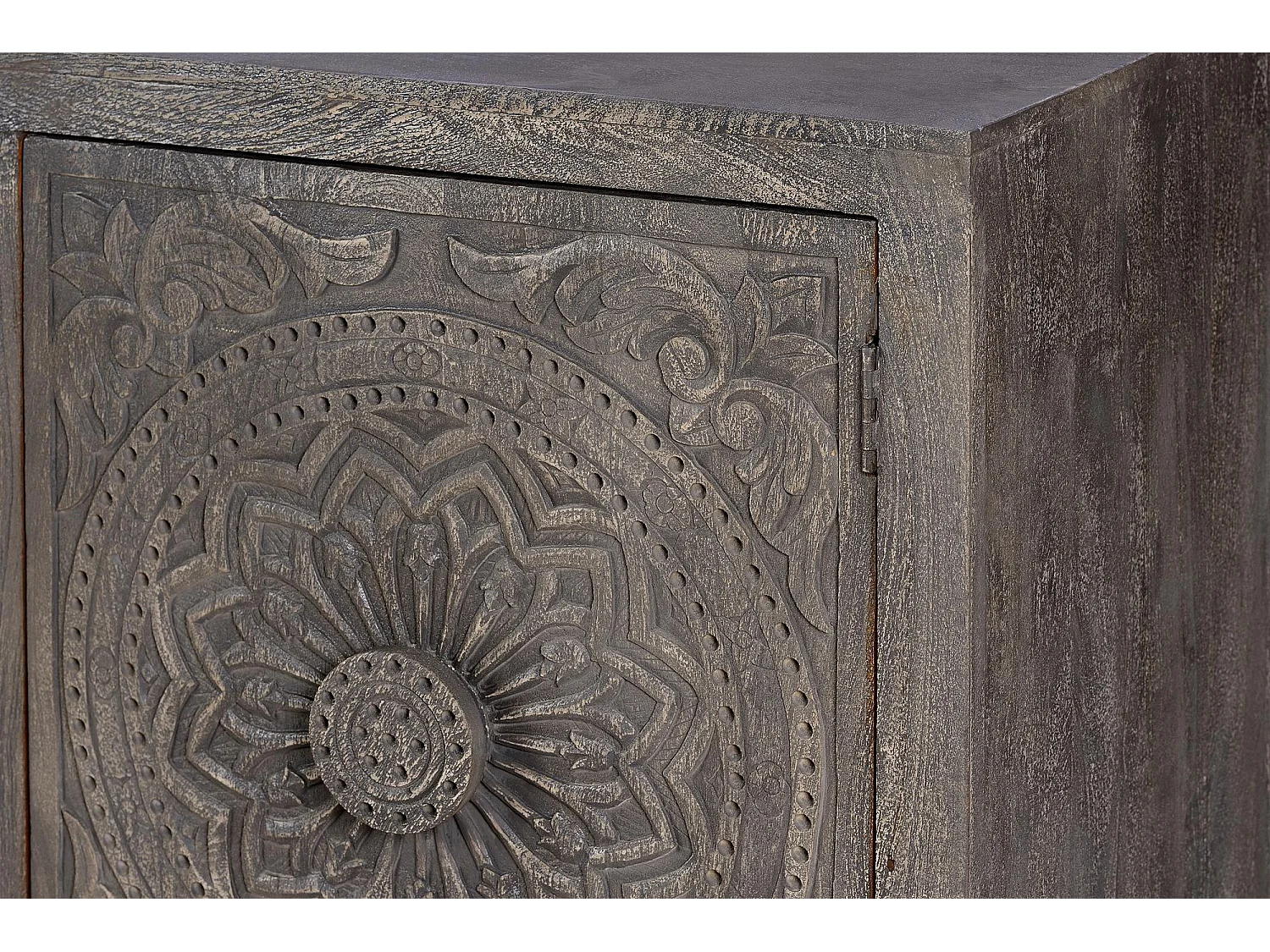 Buffet in vieilli grijze manguier