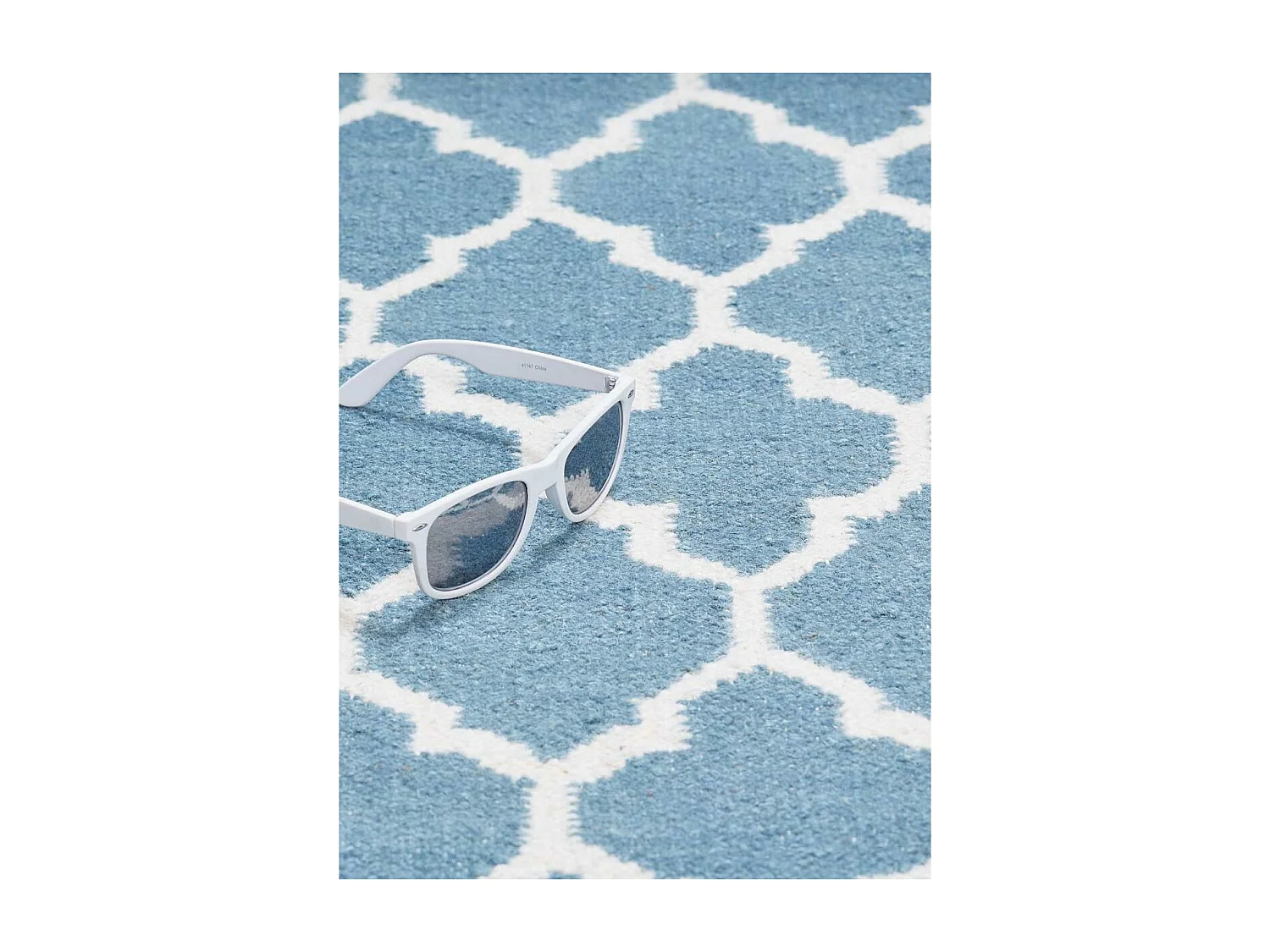 tapis salle à manger 200x290 fait main en laine turquoise motif scandinave