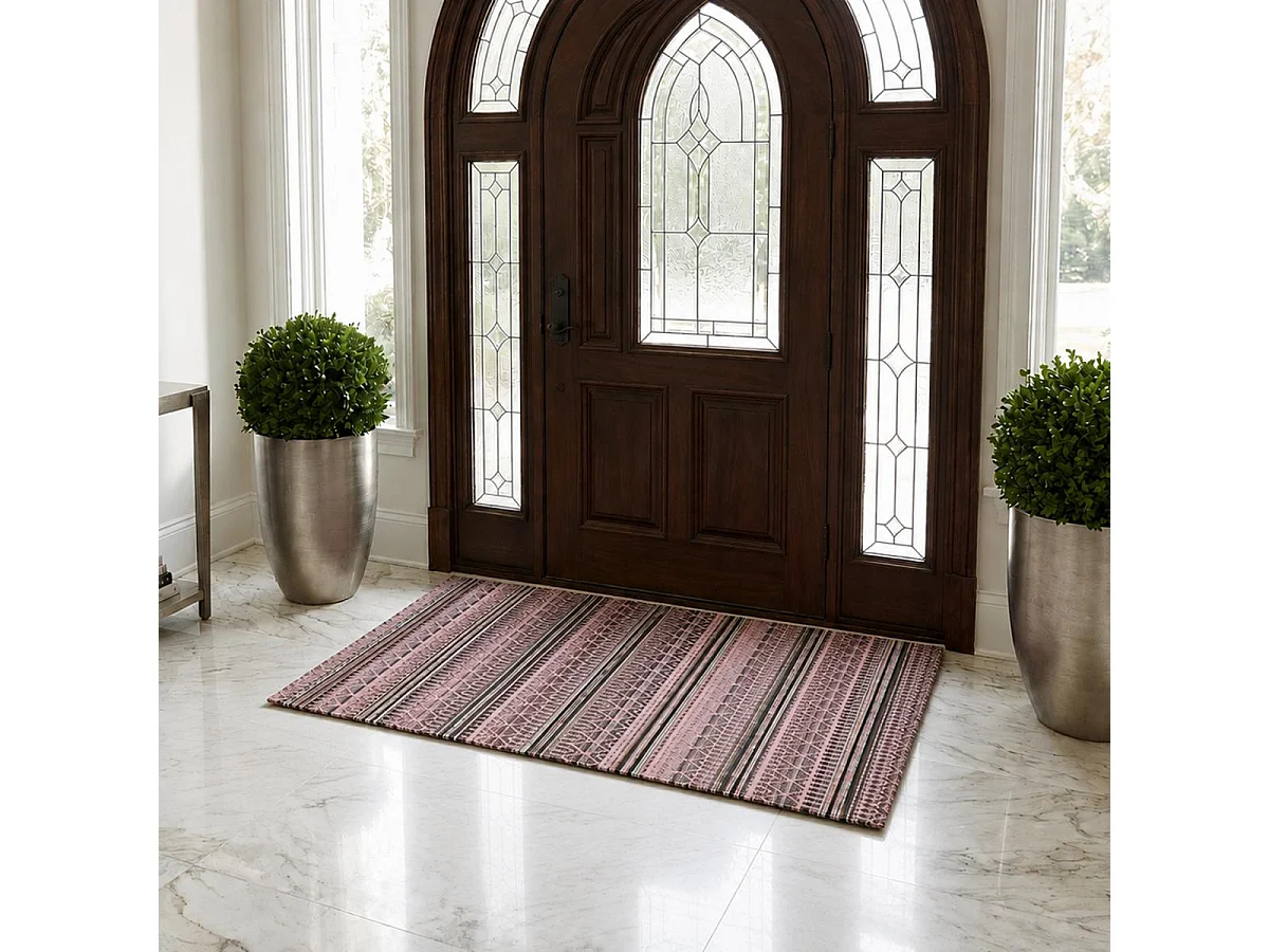 alfombra de dormitorio 80x150 hecha a mano rectangular rosa con motivos étnicos VORELA