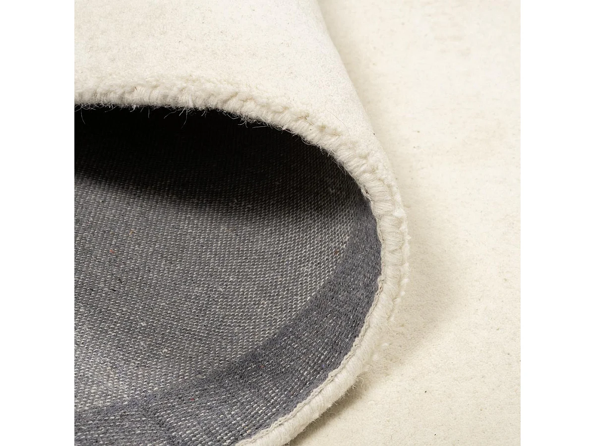 Tapis salon et chambre fait à la main en laine motif simple NOSTRAL