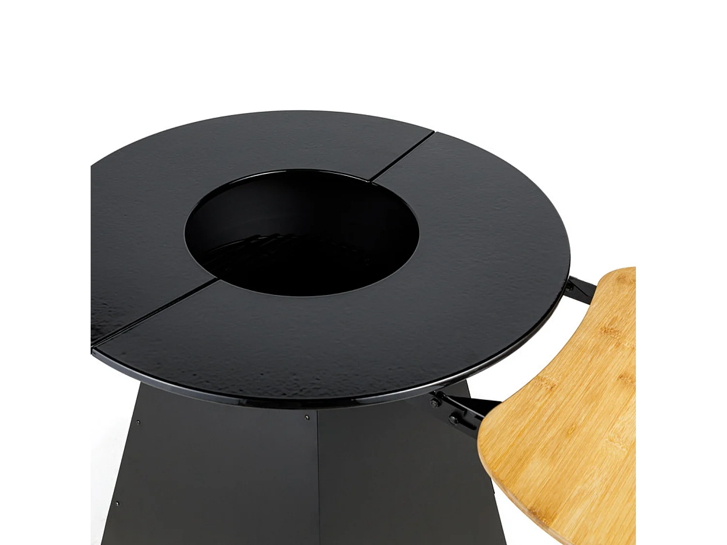 Braseiro de carvão vegetal com placa de ferro fundido esmaltado