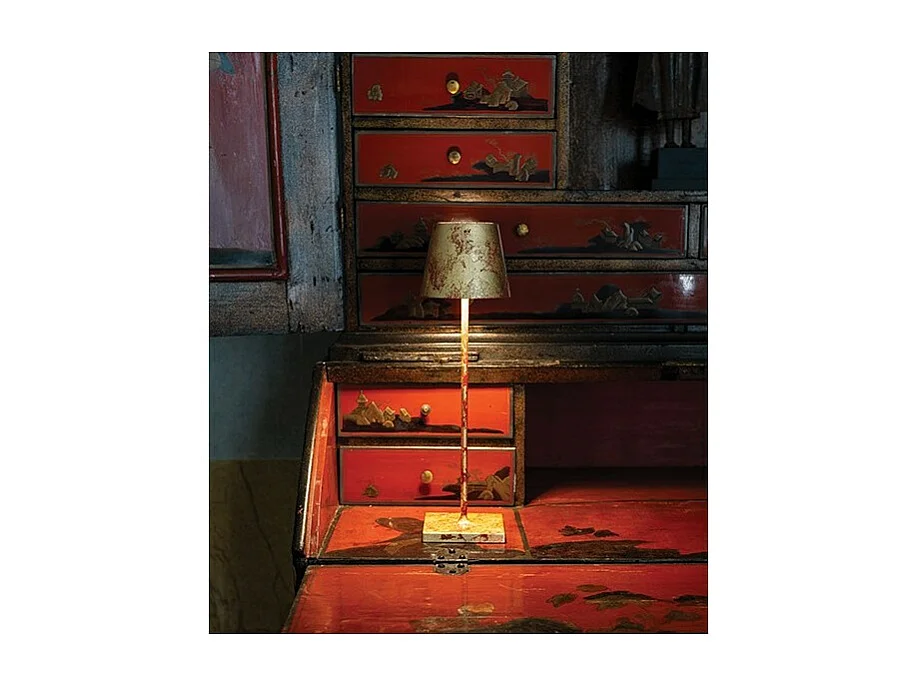 Poldina Pro Red Gold Leaf Craquelè Lampa stołowa LED z akumulatorem i możliwością ściemniania do 12 godzin