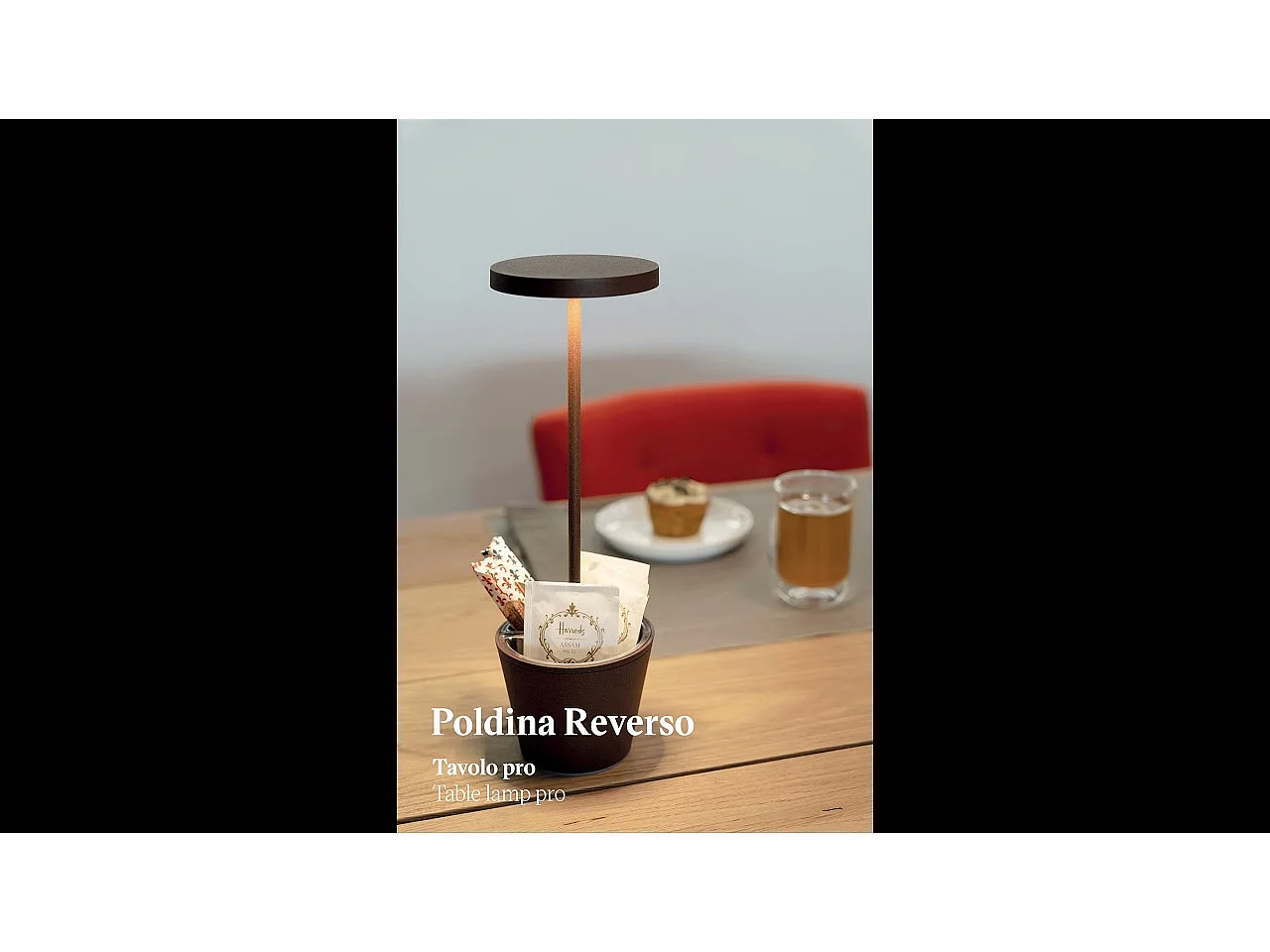 Candeeiro de mesa Poldina Reverso LED branco, recarregável e regulável com bateria que dura até 12 horas. Exterior IP65