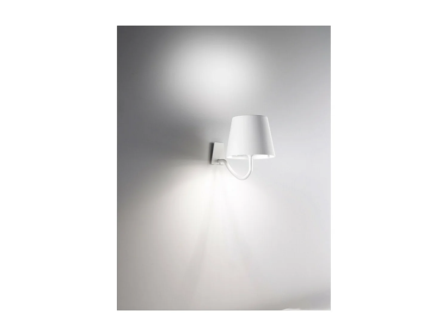 Poldina Donkergrijze LED wandlamp, oplaadbaar en dimbaar met batterijduur tot 12 uur