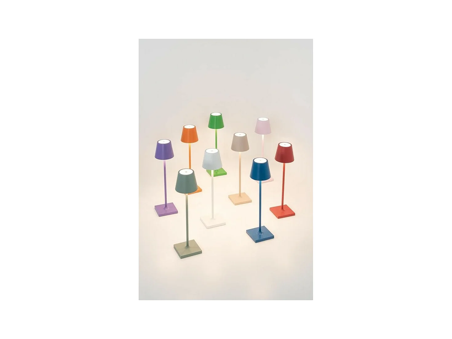 Poldina Pro Micro Lilac wiederaufladbare und dimmbare LED-Tischleuchte mit einer Akkulaufzeit von bis zu 12 Stunden