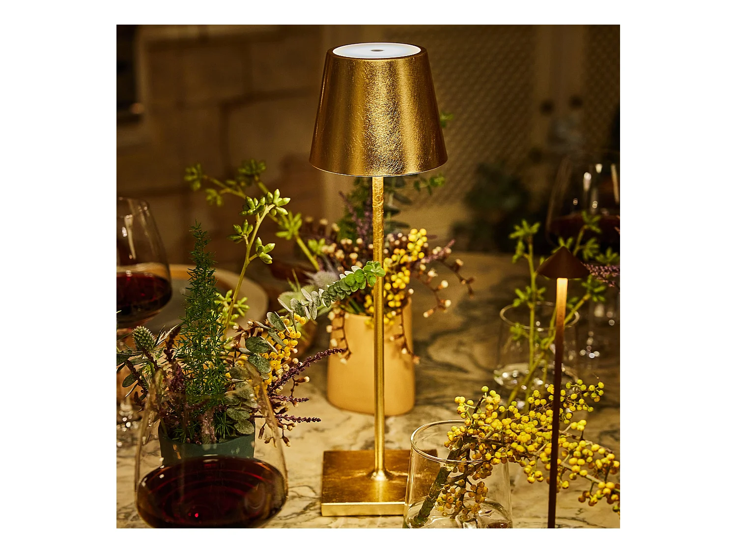 Poldina Pro Gold Leaf LED tafellamp, oplaadbaar en dimbaar met batterijduur tot 12 uur