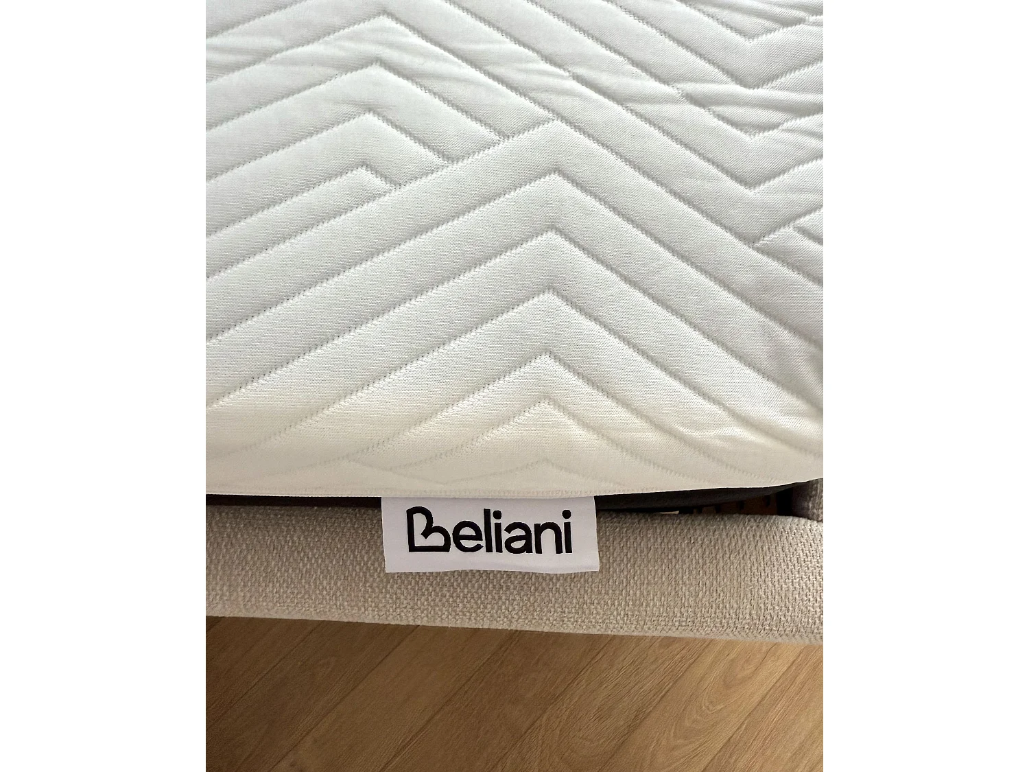 Matelas simple en mousse de gel ferme avec housse amovible 90 x 200 cm SPONGY