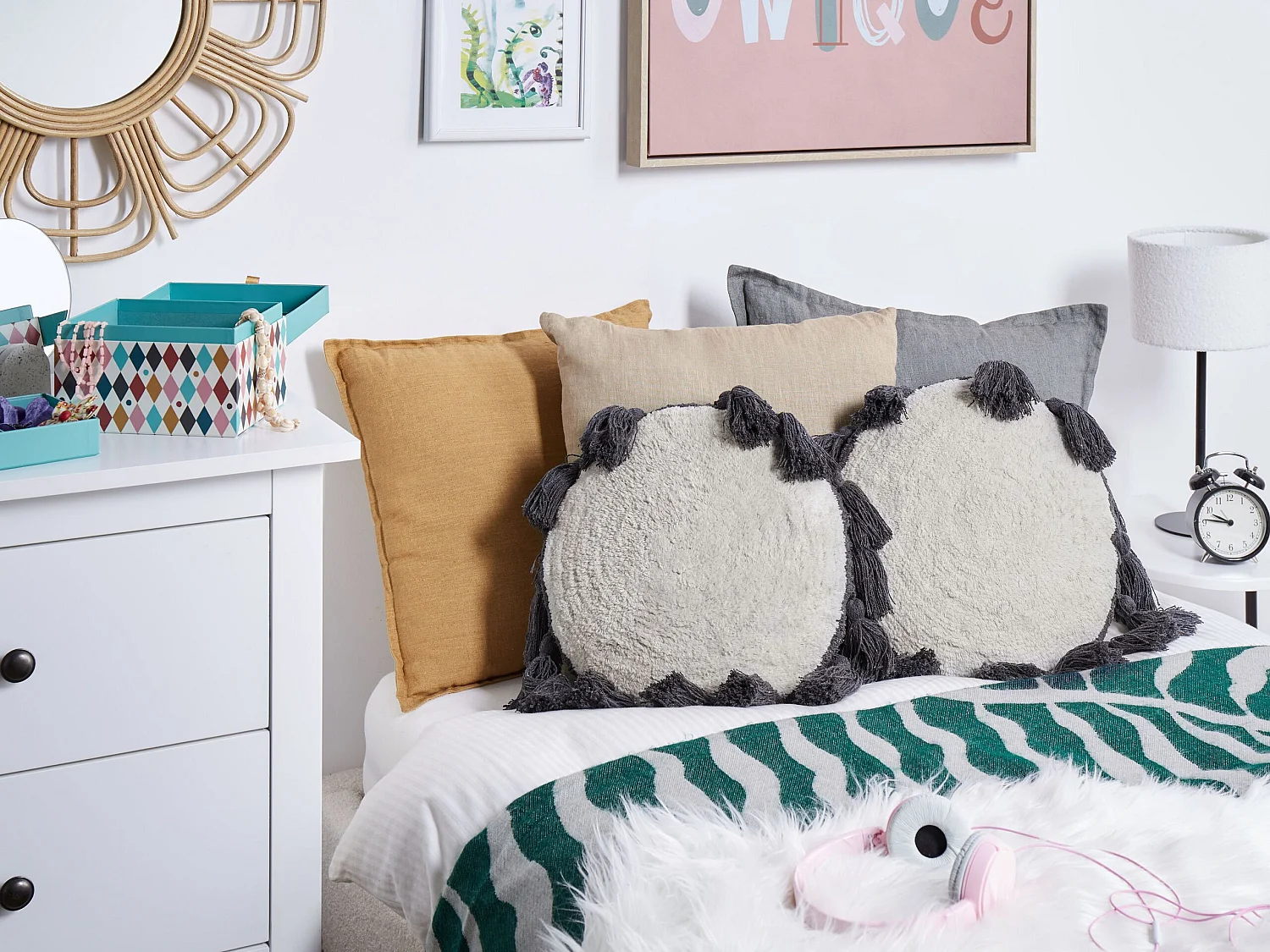 Conjunto de 2 cojines decorativos con borlas blanco crema ⌀ 40 cm THISTLE