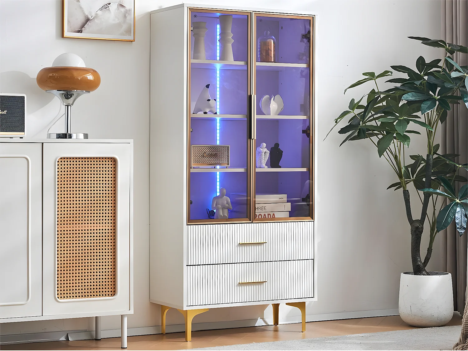 Moderne vitrinekast met LED-verlichting en verwijderbare planken - H 150 cm - 2 glazen deuren en 2 laden - Wit