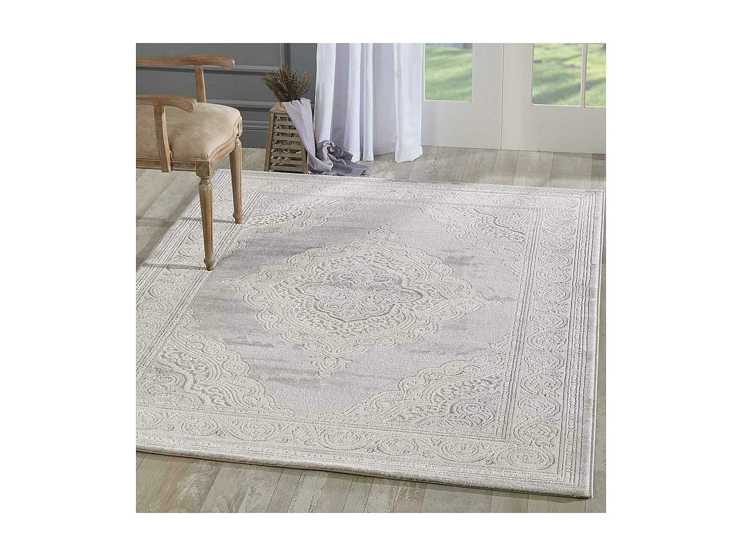 Tapis oriental 160x220 rectangle gris clair tissé motif ancestral LYN7 FALAN