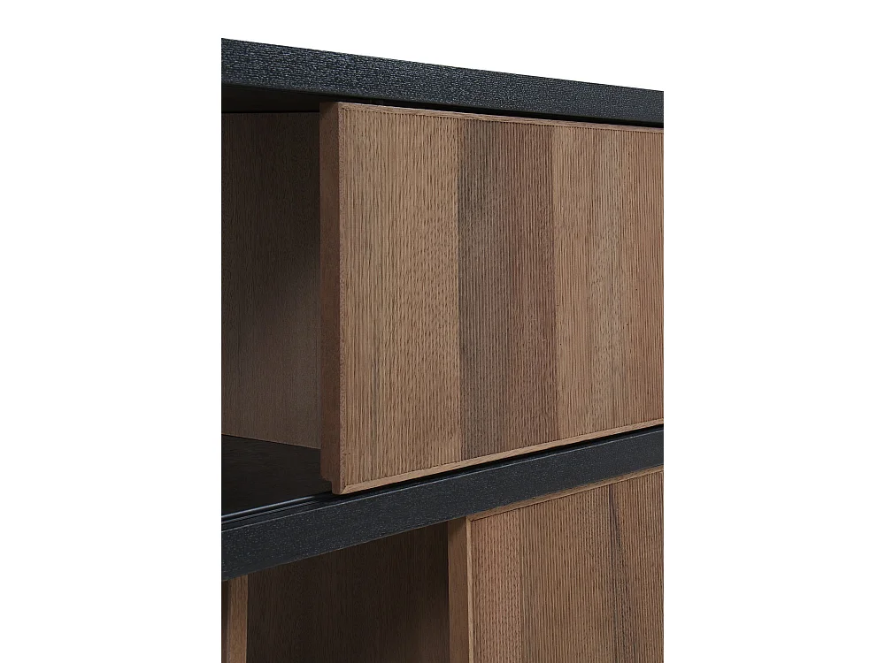Credenza in legno di frassino di colore nero con base in metallo