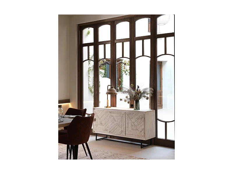 Sideboard mit 3 Türen aus massivem Mangoholz in weiß patinierter Farbe
