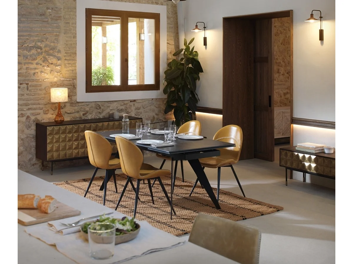 Buffet 4 portes en bois de manguier massif avec façade en laiton doré