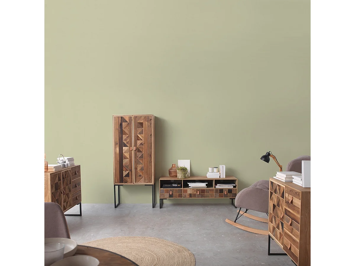 Eschenholzfurnierte Anrichte mit Fronten aus recyceltem Holz