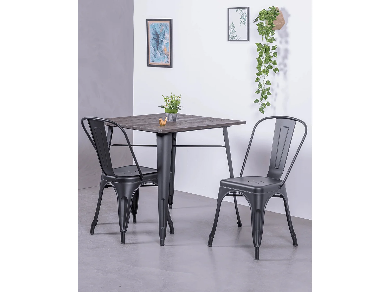 Packung mit 4 stapelbaren Metallstühlen - Bistro - Schwarz