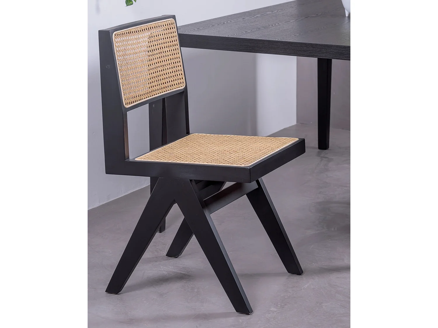 Lot de 2 chaises classiques en bois et rotin naturel - Compass - Noir