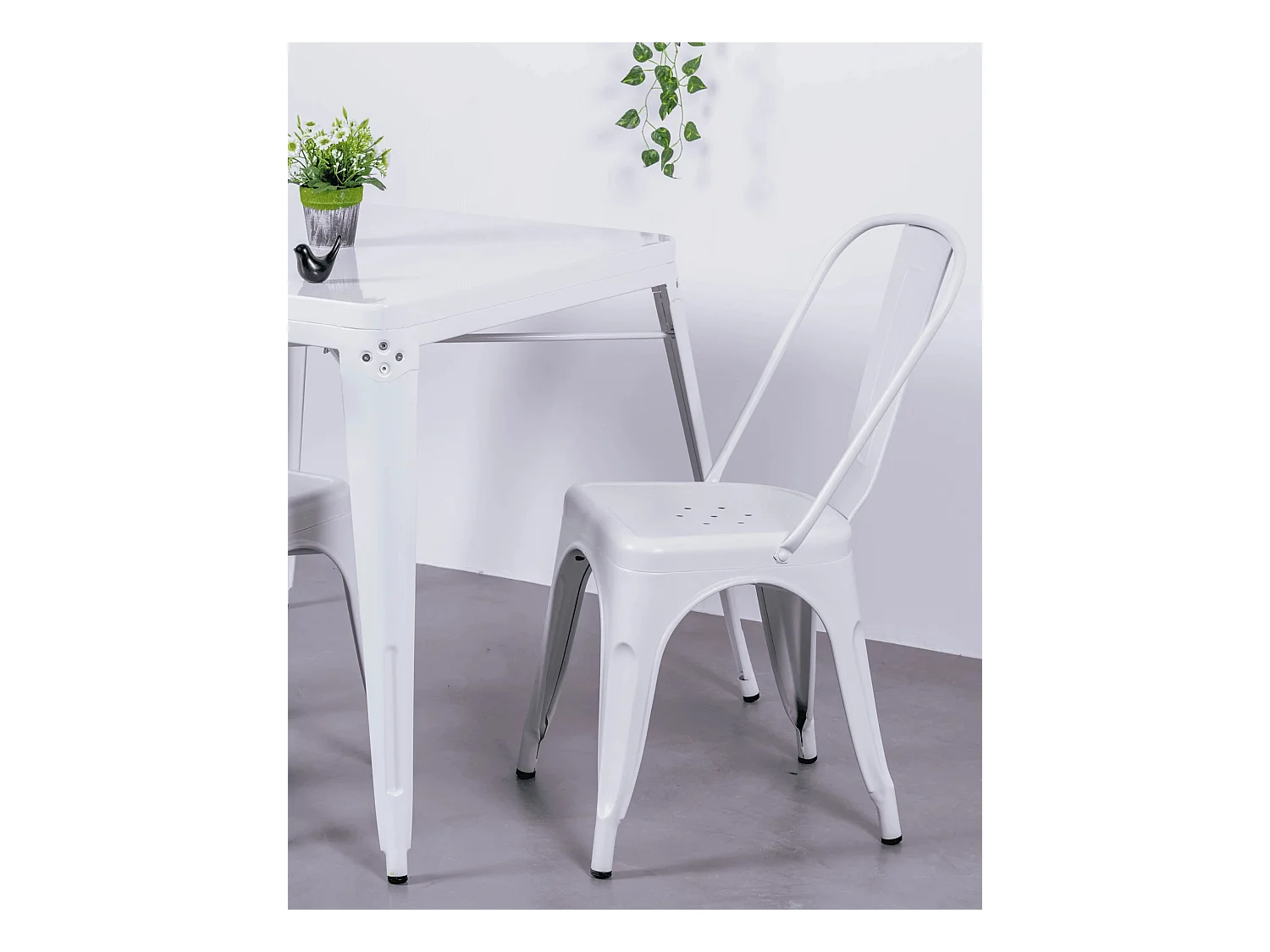 Pack de 4 sillas metálicas apilables - Bistro - Blanco