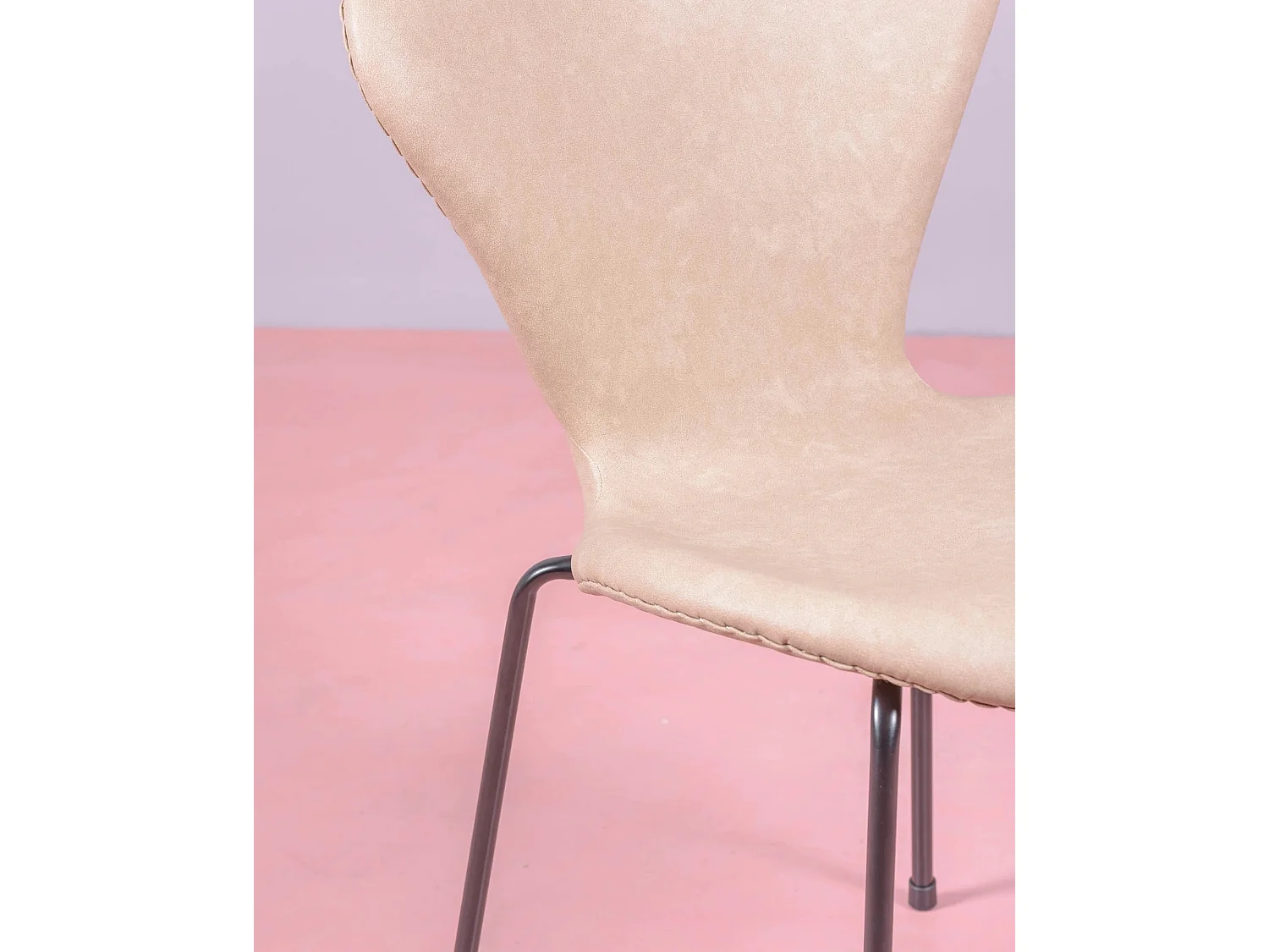 Suite de 4 chaises vintage tapissées en simili cuir - Seven - Beige