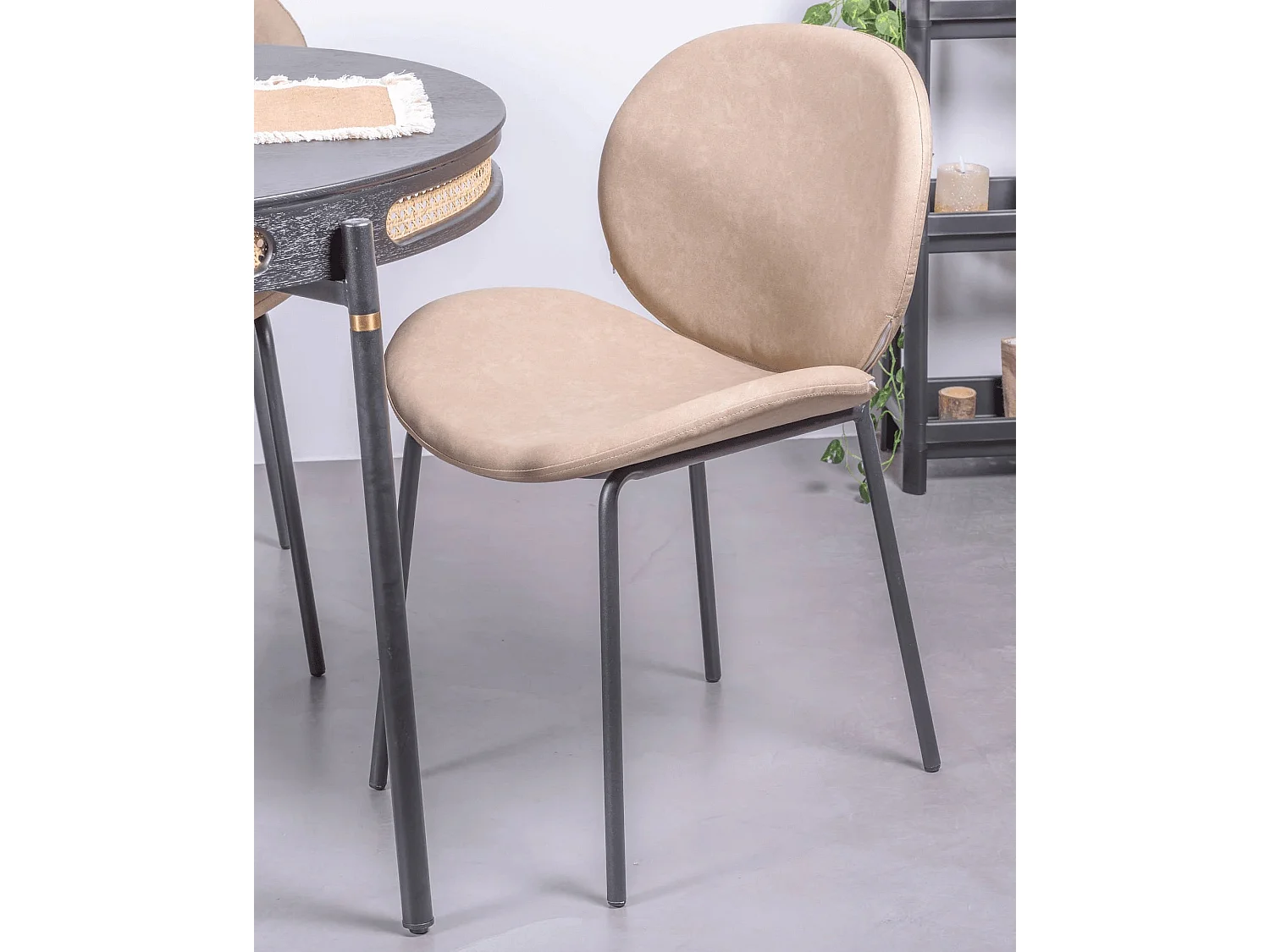 Lot de 4 chaises vintage tapissées en simili cuir - Slice - Beige