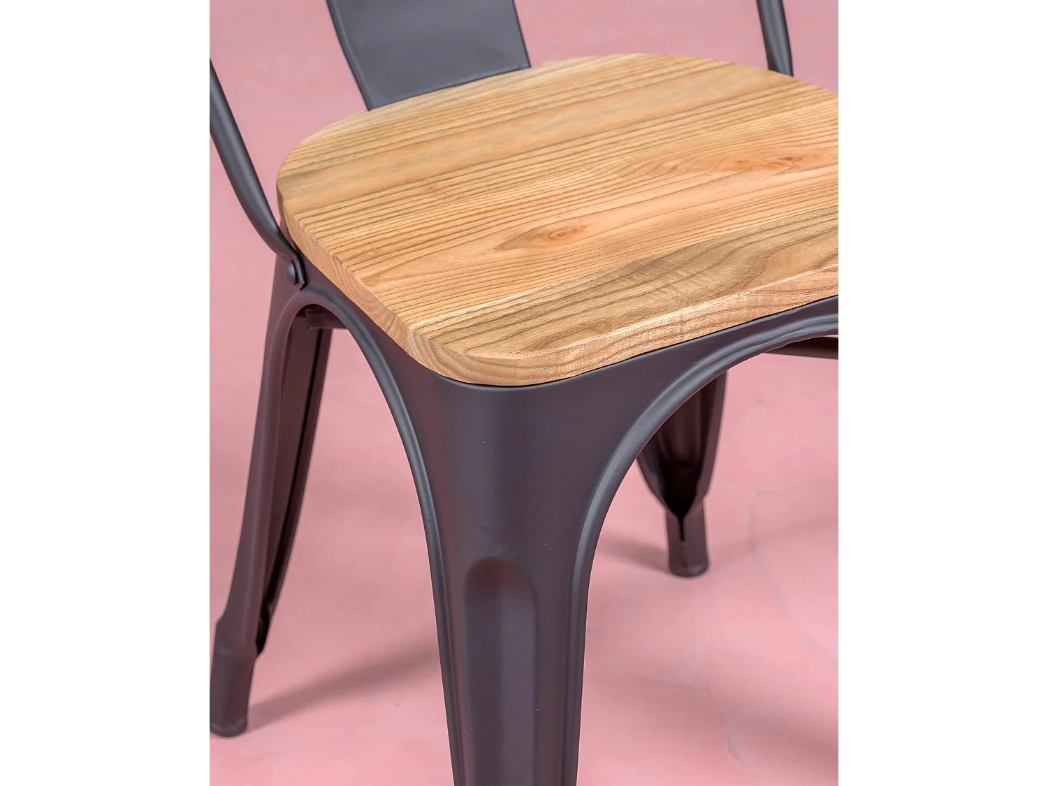 Pack de 4 chaises en métal avec assises en bois - Bistro - Noir