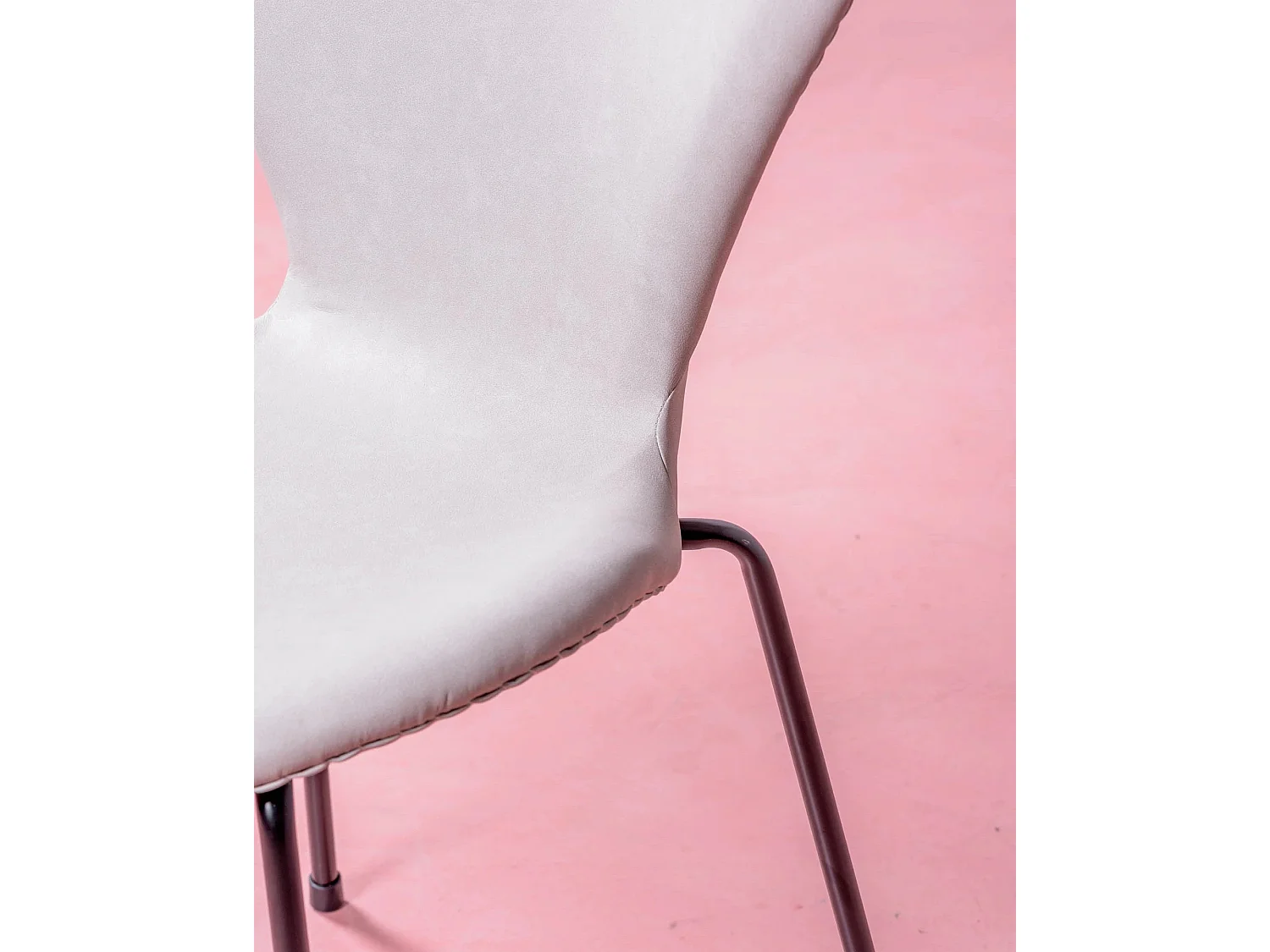 Set aus 4 Vintage-Stühlen mit Kunstlederbezug - Seven - Grau