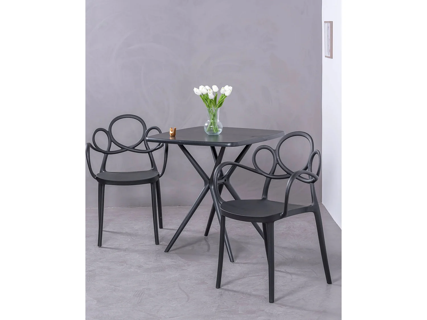 Lot de 4 chaises design avec accoudoirs et table pour le jardin - Dream - Noir