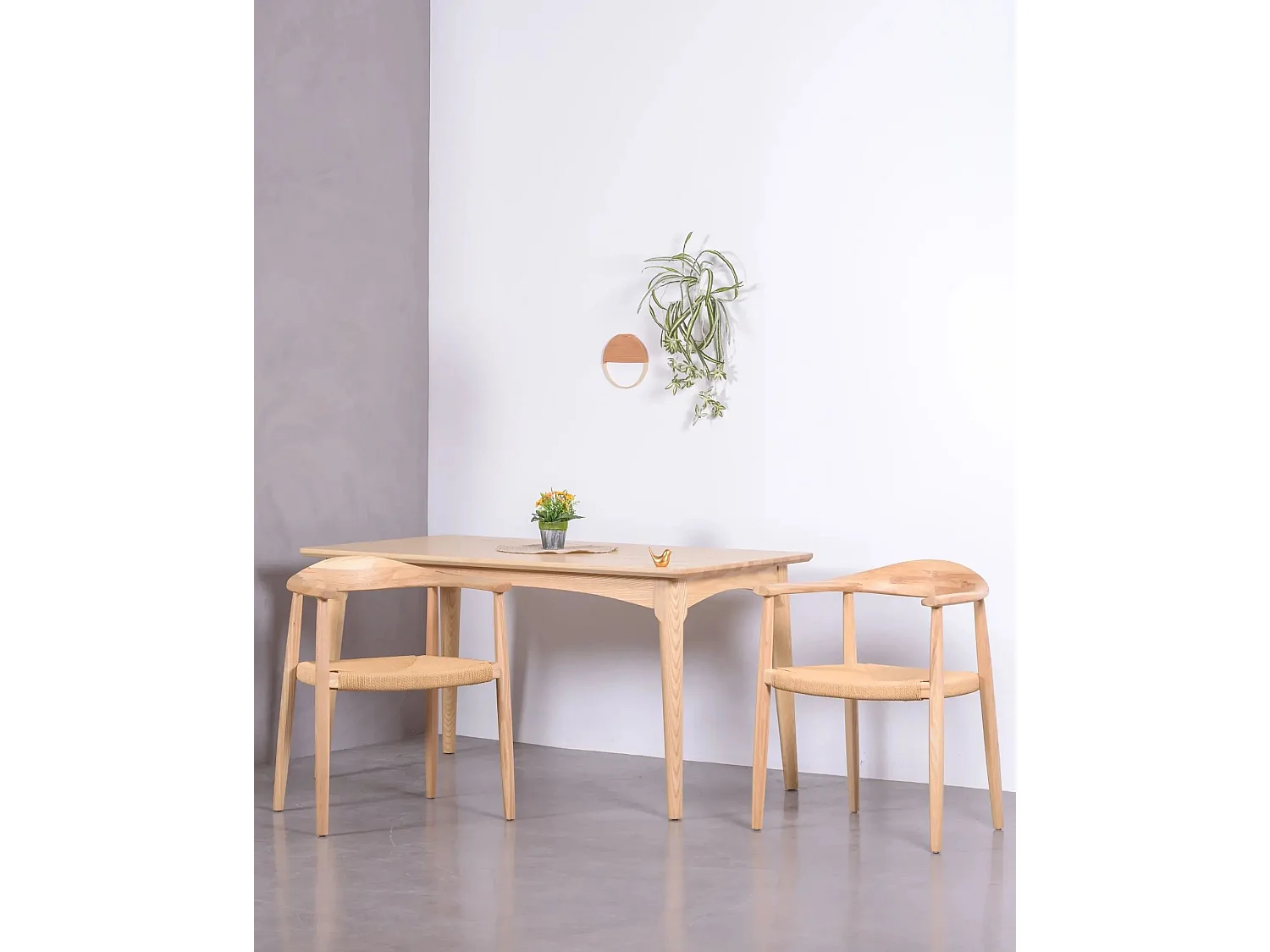 Stoel van natuurlijk essenhout en zitting van ecologisch touw - Santon - Natuurlijke as