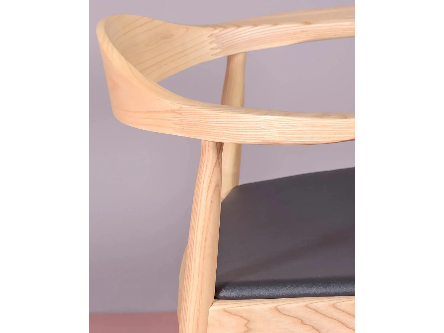 Silla en madera de fresno y cojín de polipiel - Santon - Fresno Natural