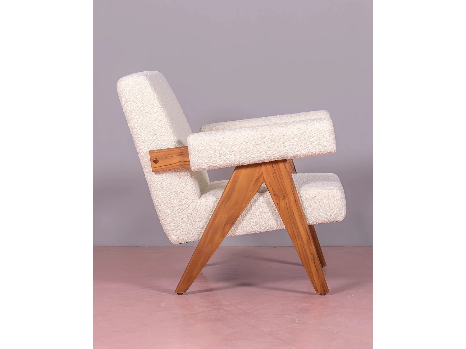 Rustieke fauteuil van massief teakhout en bekleed met bouclé - Compass - Wit