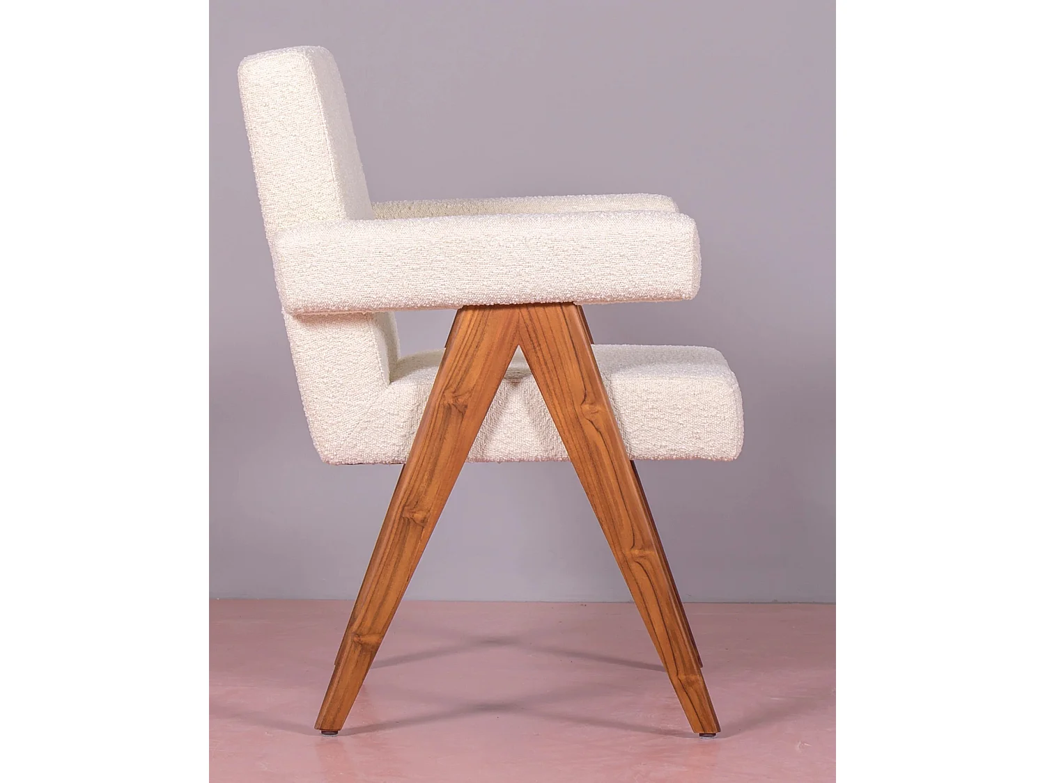 Rustieke fauteuil met armleuningen in teakhout en boucléstof - Compass - Wit