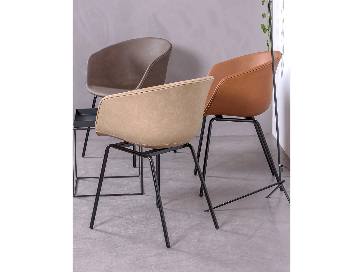Vintage stoel met armleuningen bekleed met gewaxt kunstleer - Denver - Beige