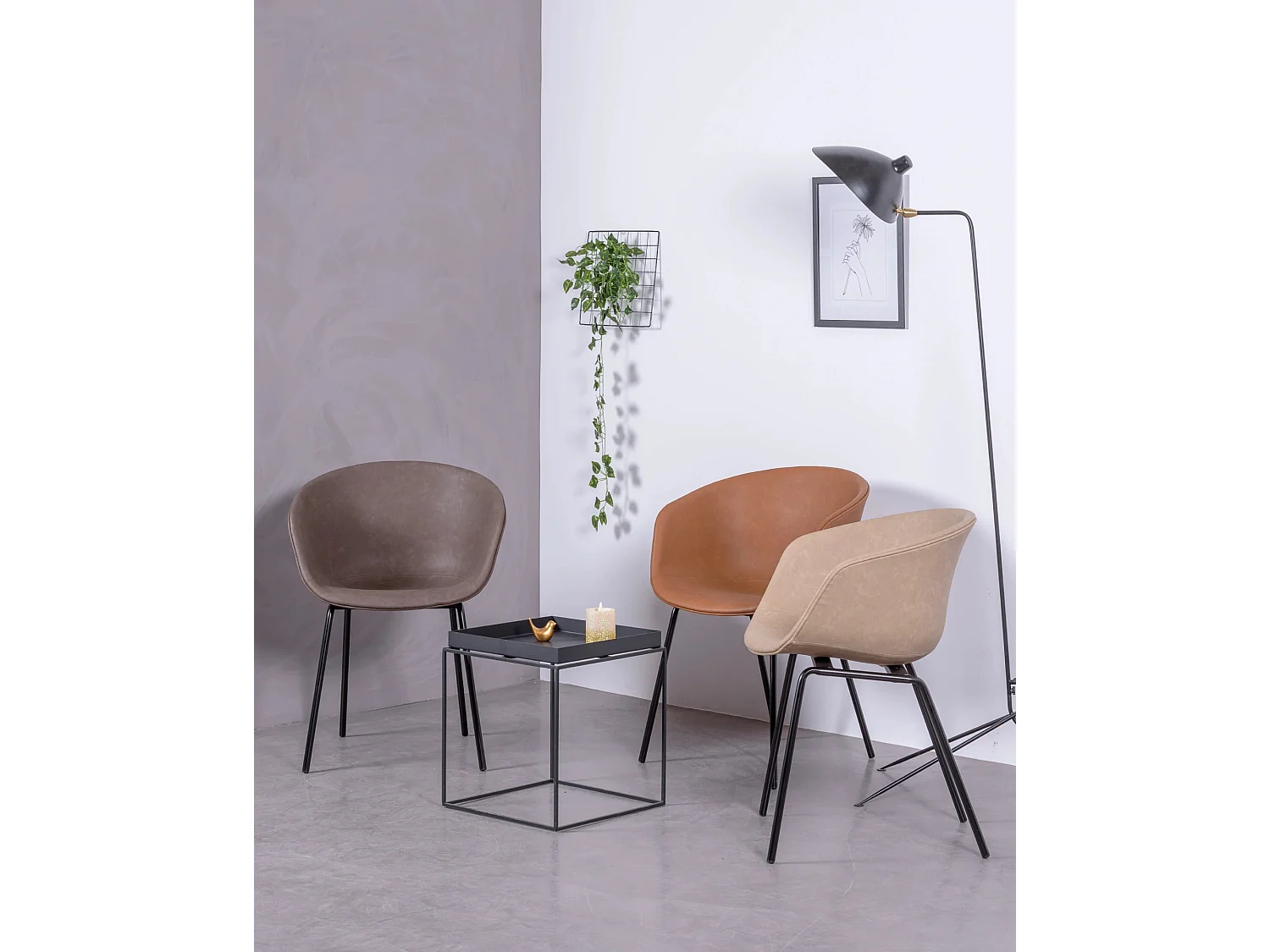 Chaise vintage avec accoudoirs tapissée de simili cuir ciré - Denver - Orange