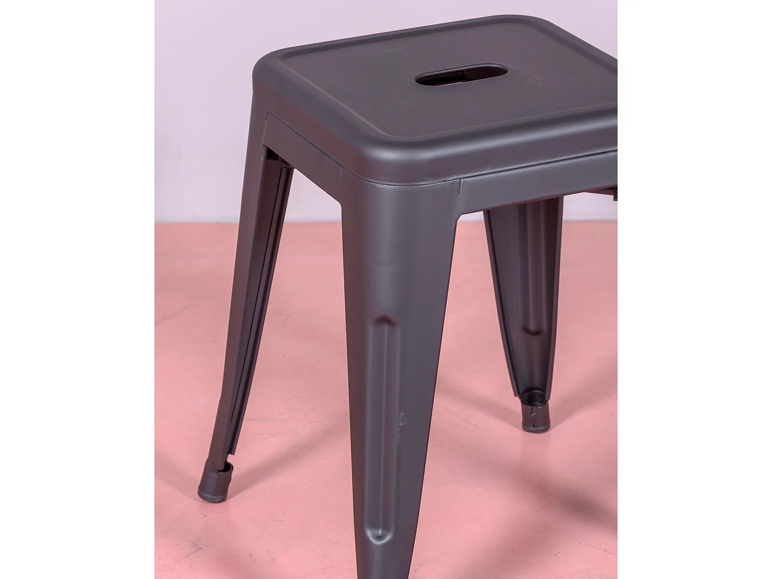 Lage industriële stalen kruk (45cm) - Bistro - Zwart