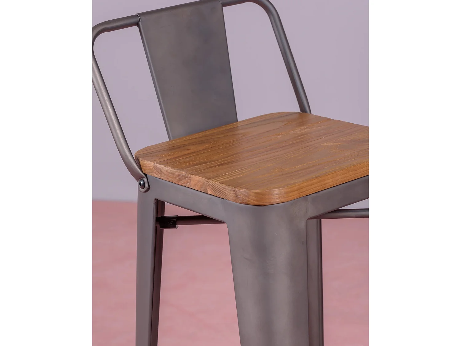 Confezione da 4 sgabelli in metallo con sedute in legno - Bistro - Antico