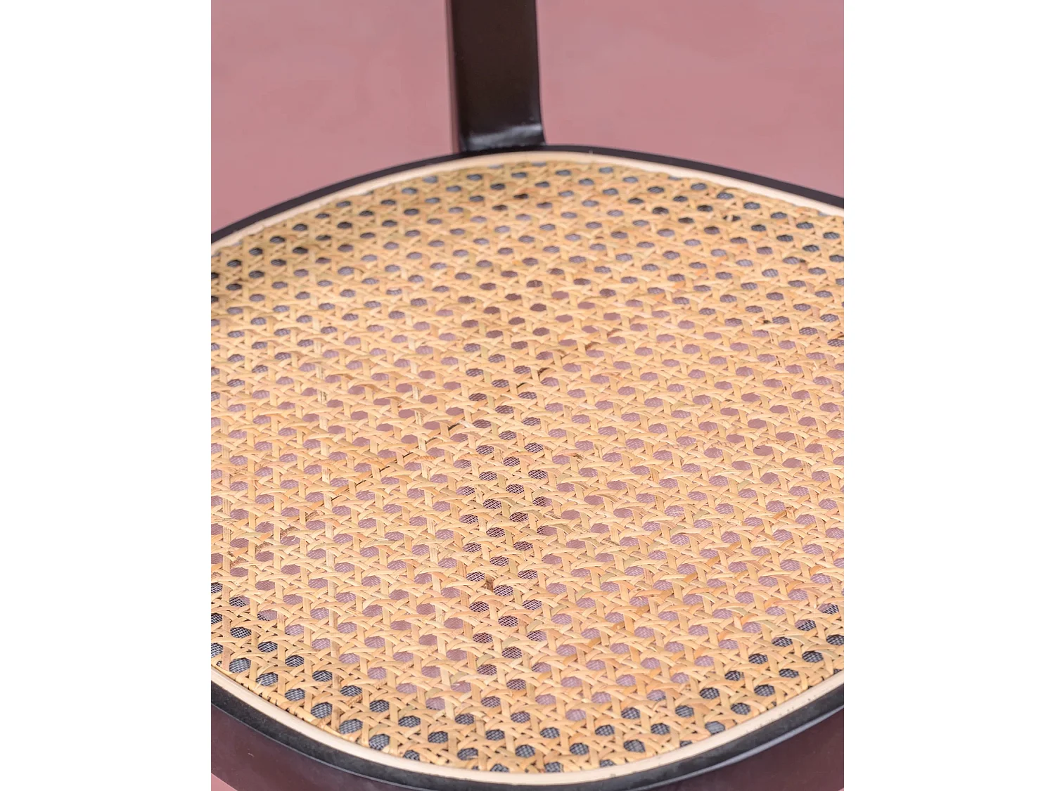 Packung mit 2 Holzstühlen mit natürlichem Rattansitz - Tours - Schwarz