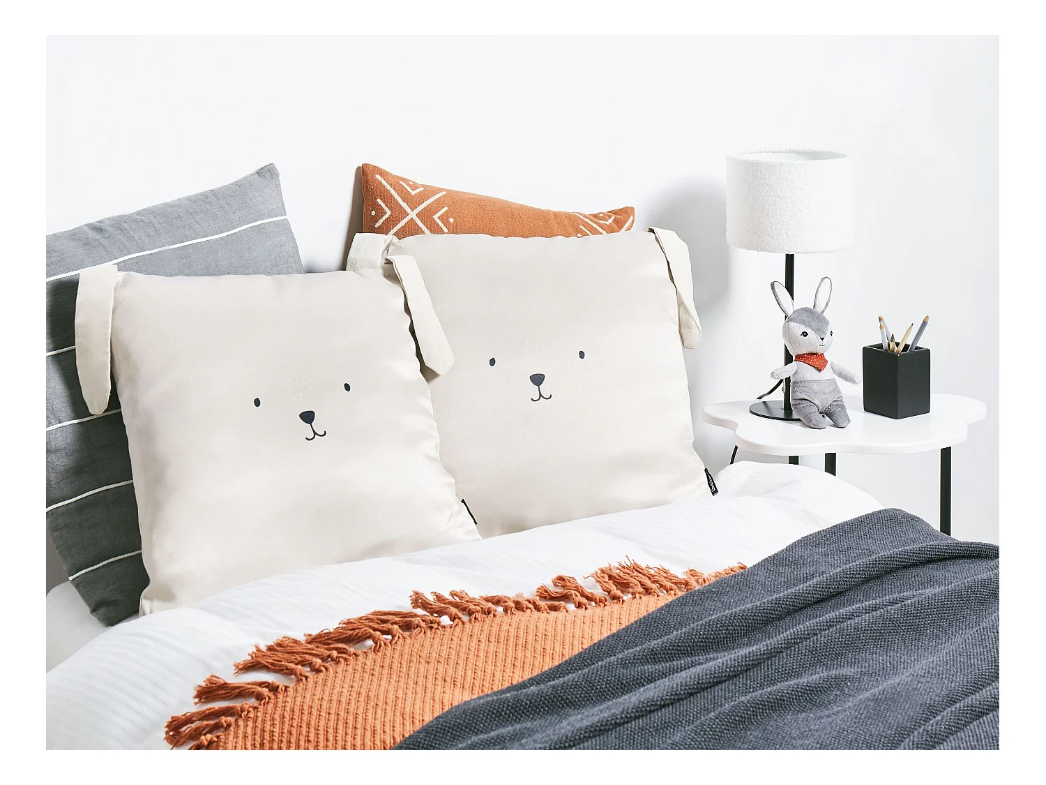 Dekokissen 2er Set 45x45 cm Baumwolle beige mit Tiermotiv Hase Kinder-Deko Bunny