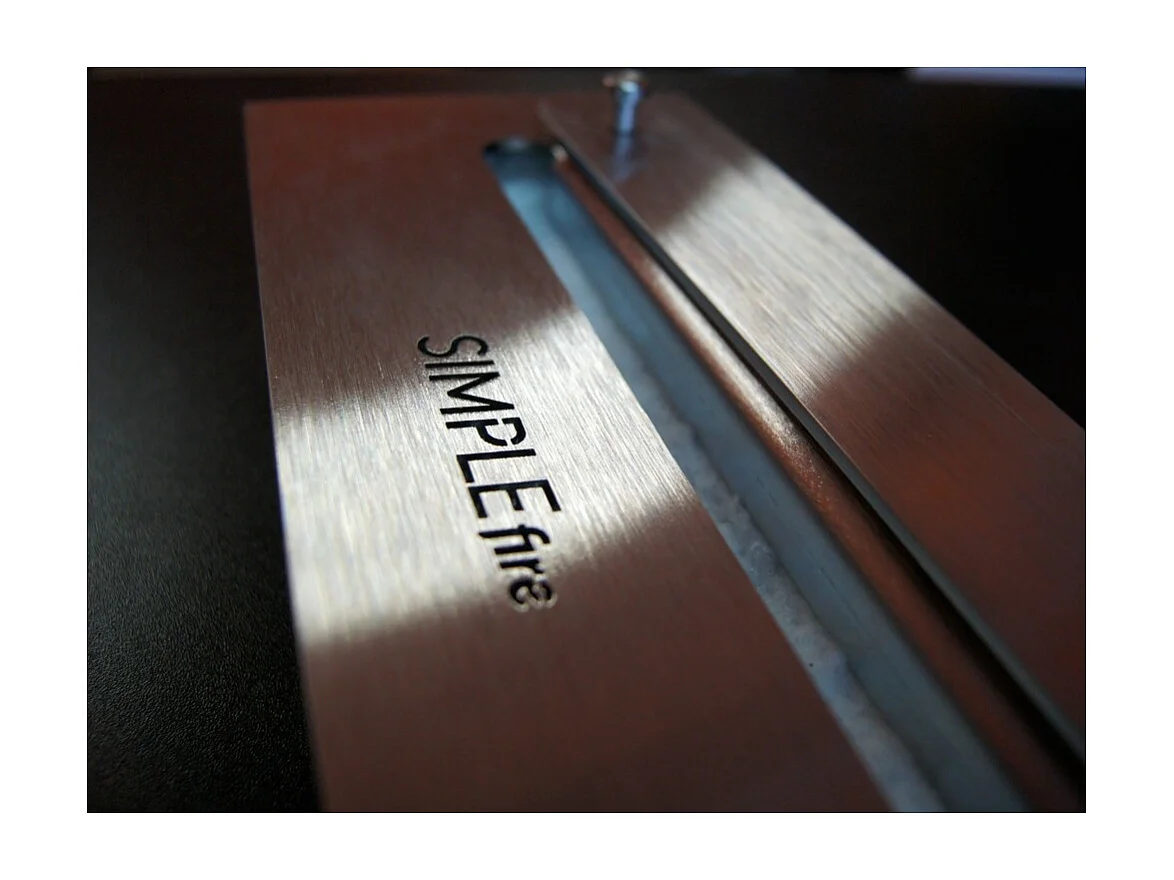 Corner 600 Right SimpleFire Bioethanol-Einbaukamin mit Glas