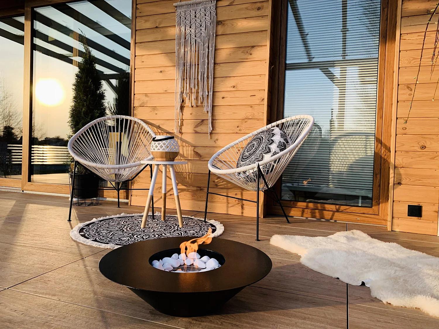 SANTORINI Black Round Outdoor Garden Brazier Bioethanol Fireplace D.60