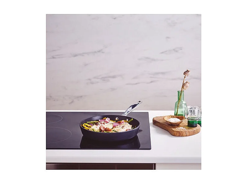 Poêle revêtue 28 cm Maestro