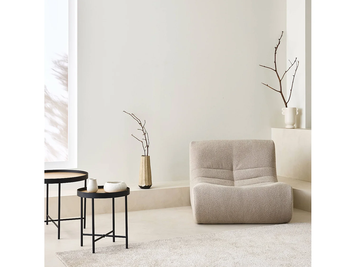 Fauteuil chauffeuse en bouclette texturée beige style contemporain 1 place