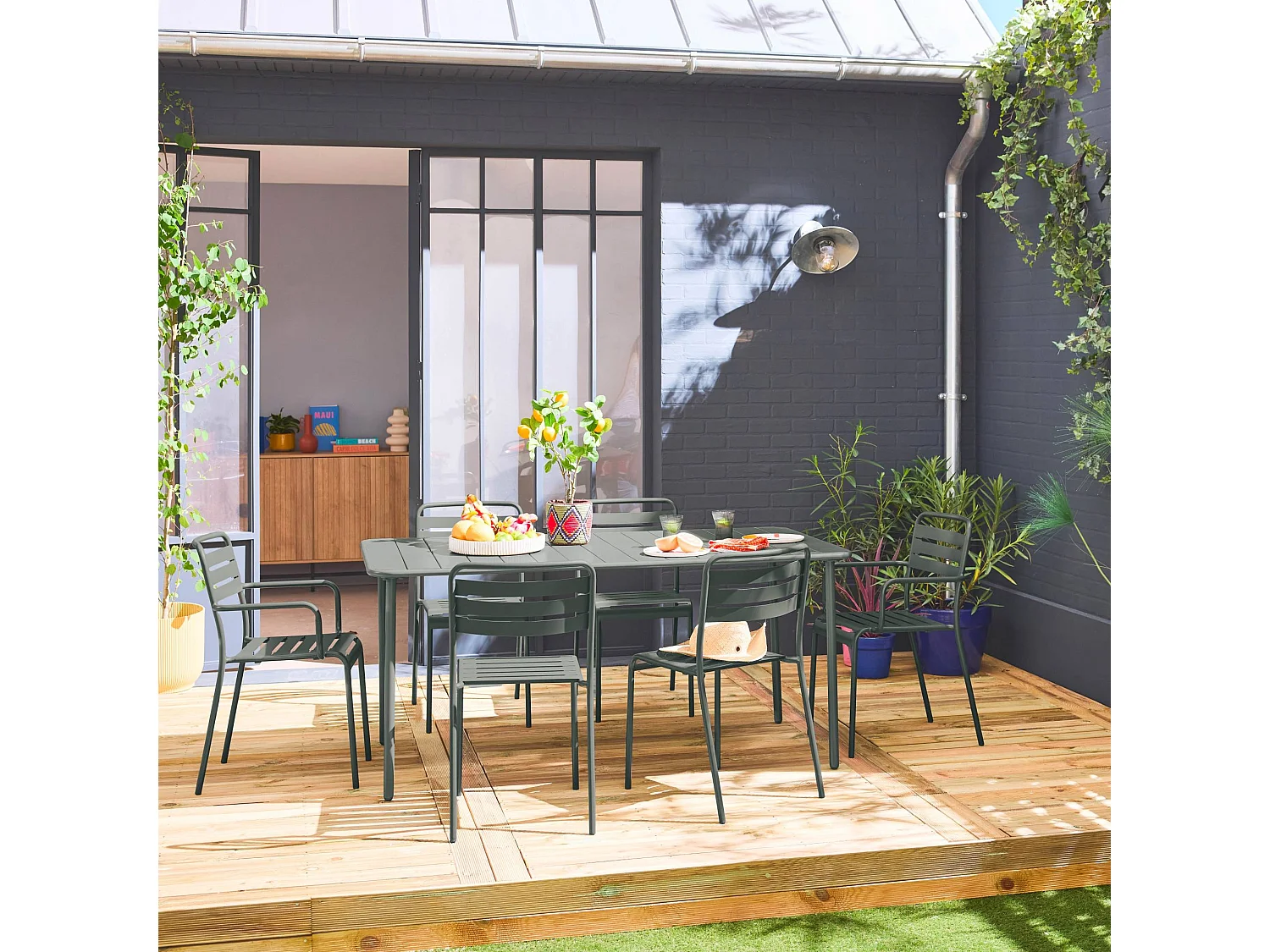 Table de jardin métal + 6 assises kaki. acier traitement anti rouille