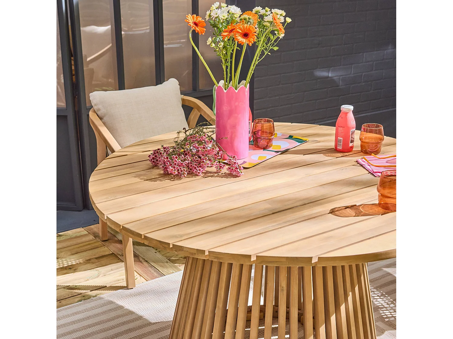 Tavolo da pranzo interno/esterno in legno + 4 poltrone, marrone