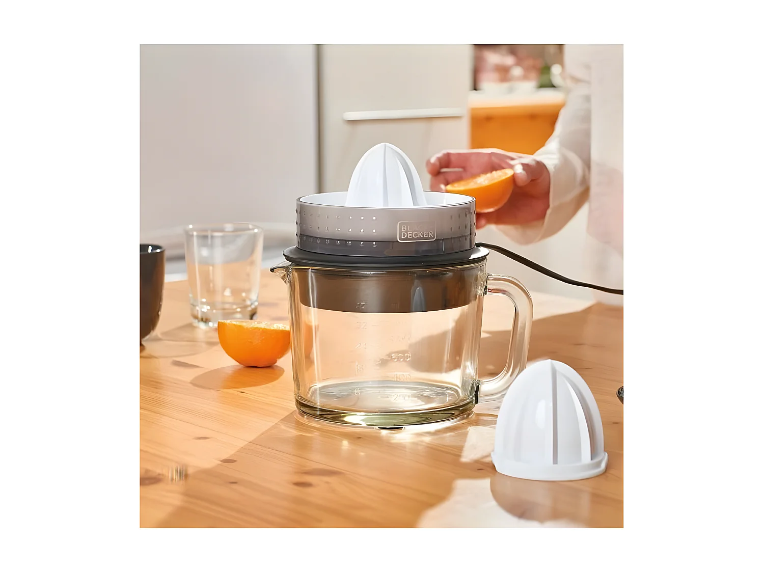 BLACK + DECKER BXCJ30E Presse-agrumes 30 W - 1 l