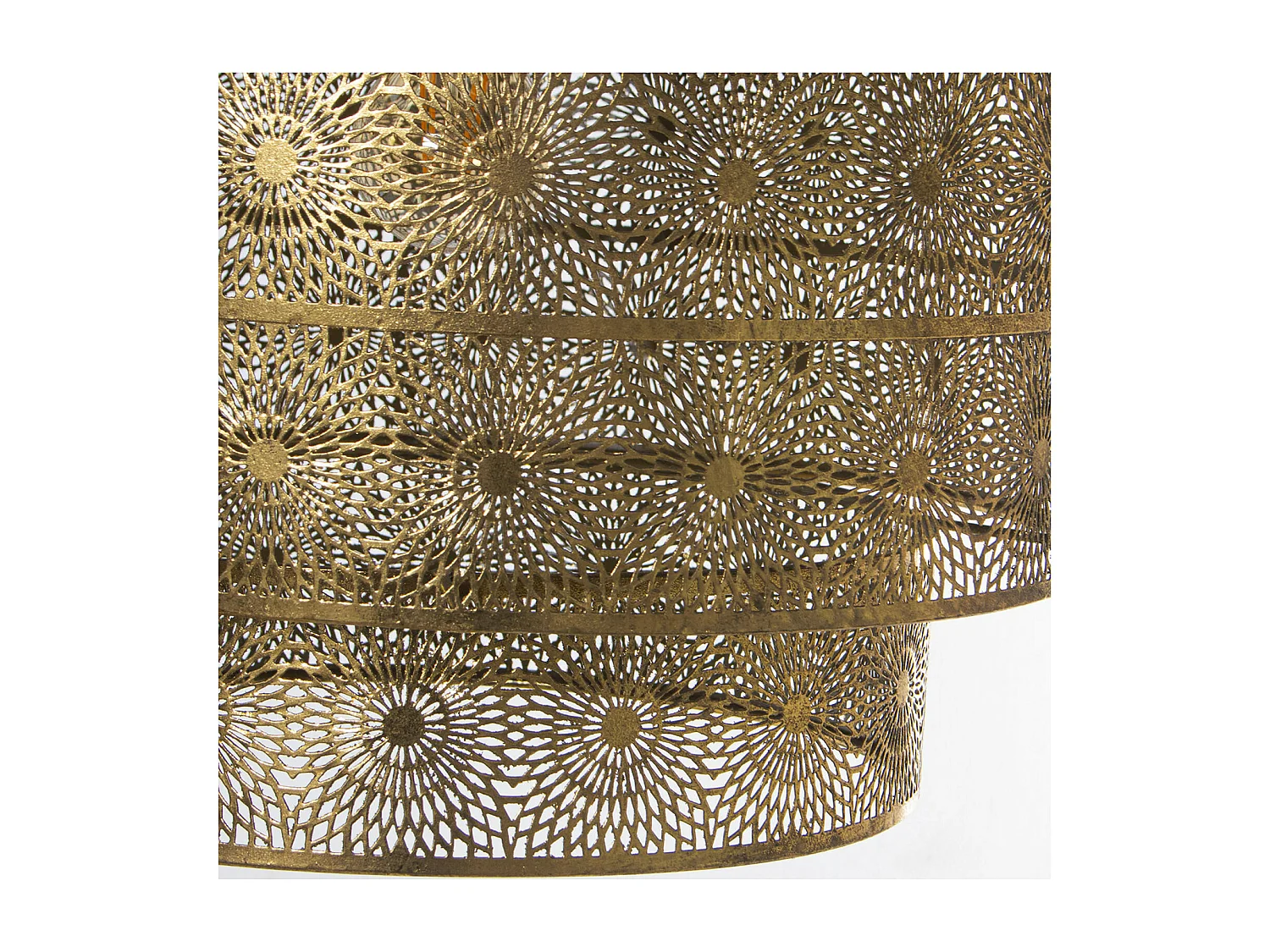 Suspension élégance dorée pour déco chic et lumineuse