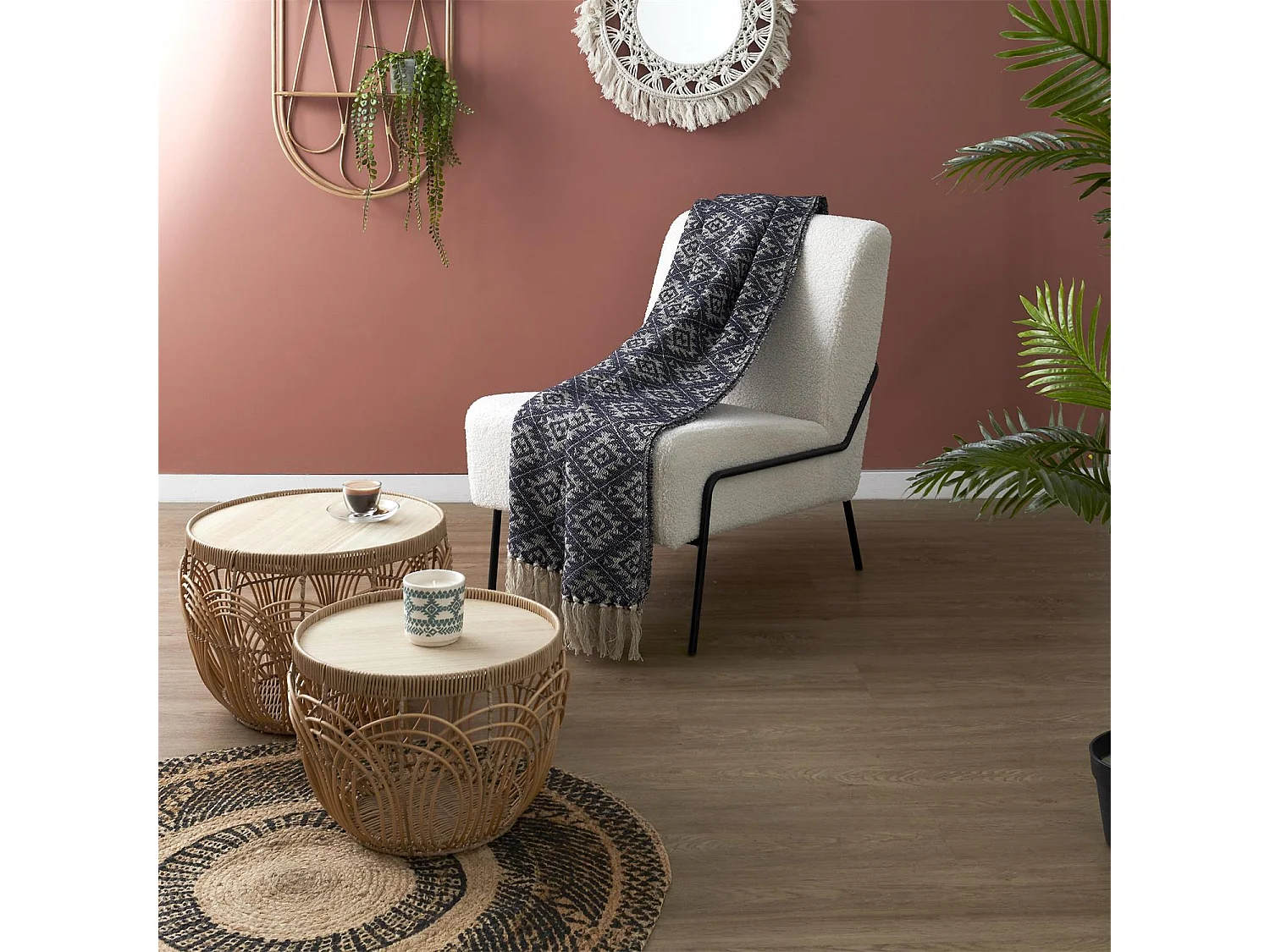 Plaid à franges 120x150cm collection SUN motifs ethnique noir