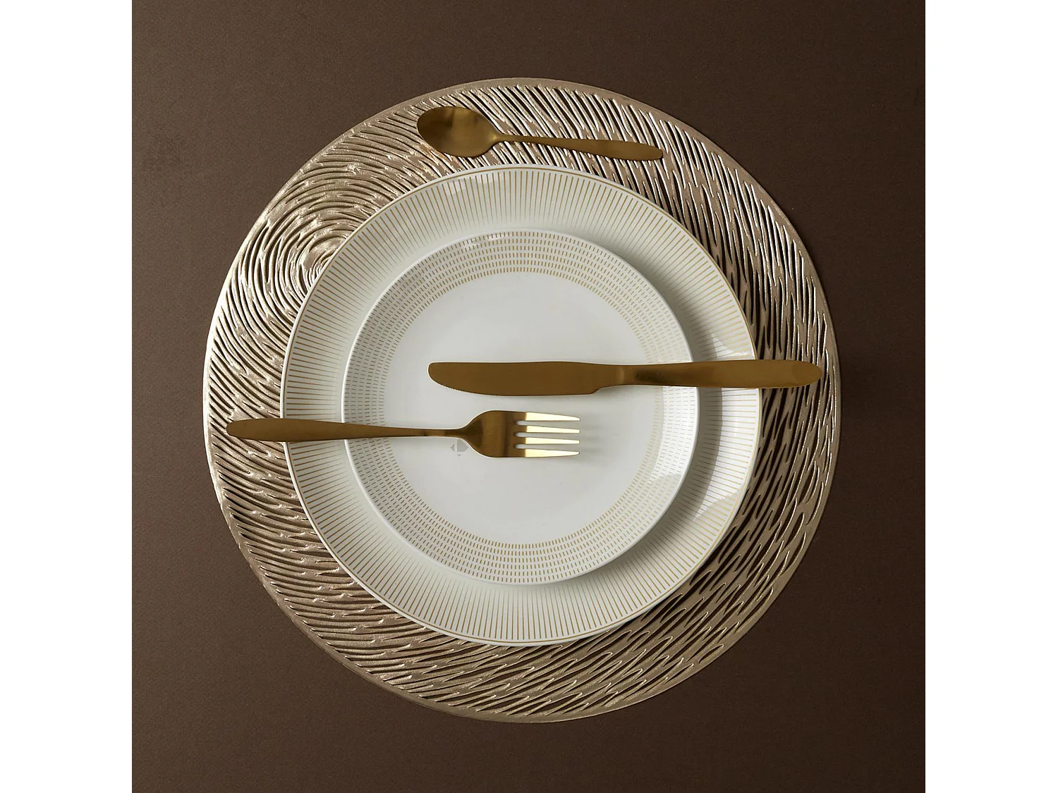 Lot de 2 sets de table rond 40 cm en plastique collection PHUKET doré